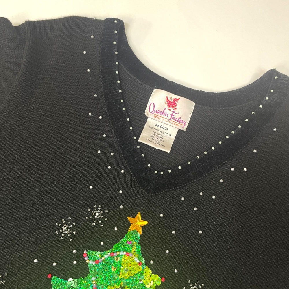 Quacker Factory Womens Beaded Sequin Christmas Tree V Neck Black Sweater Medium - Picture 3 of 11